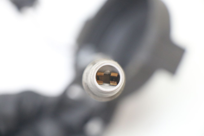 photo de WIĄZKA PRZEWODÓW REFLEKTORA PIAGGIO X8 125 (2004 - 2007) - Stan powierzchni