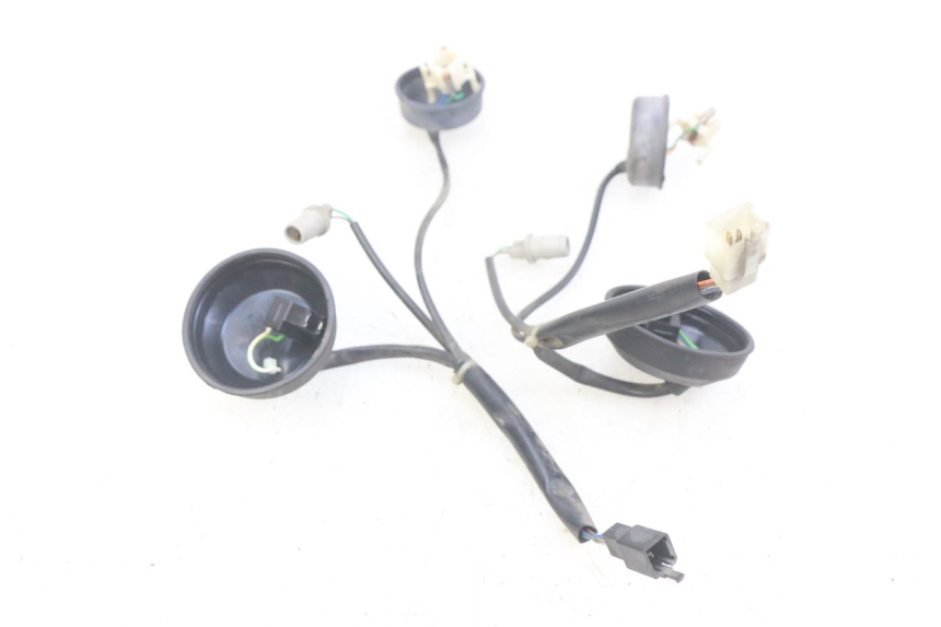 photo de WIĄZKA PRZEWODÓW REFLEKTORA PEUGEOT SATELIS 125 (2006 - 2009) - Szczegół części