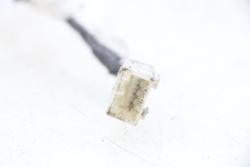 photo de WIĄZKA PRZEWODÓW REFLEKTORA PIAGGIO VESPA S 2T 50 (2007 - 2014) - Zoom stanu zużycia