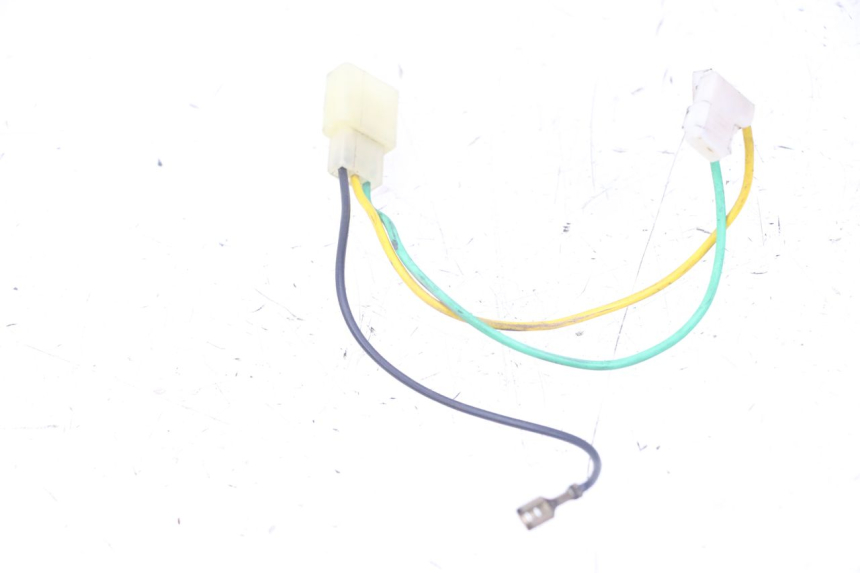 photo de WIĄZKA PRZEWODÓW REFLEKTORA YAMAHA WHY 50 (1998 - 2000) - Zoom stanu zużycia