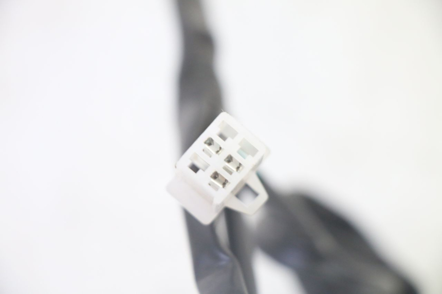 photo de INSTALACJA ELEKTRYCZNA APOLLO RFZ 125 - Zbliżenie techniczne