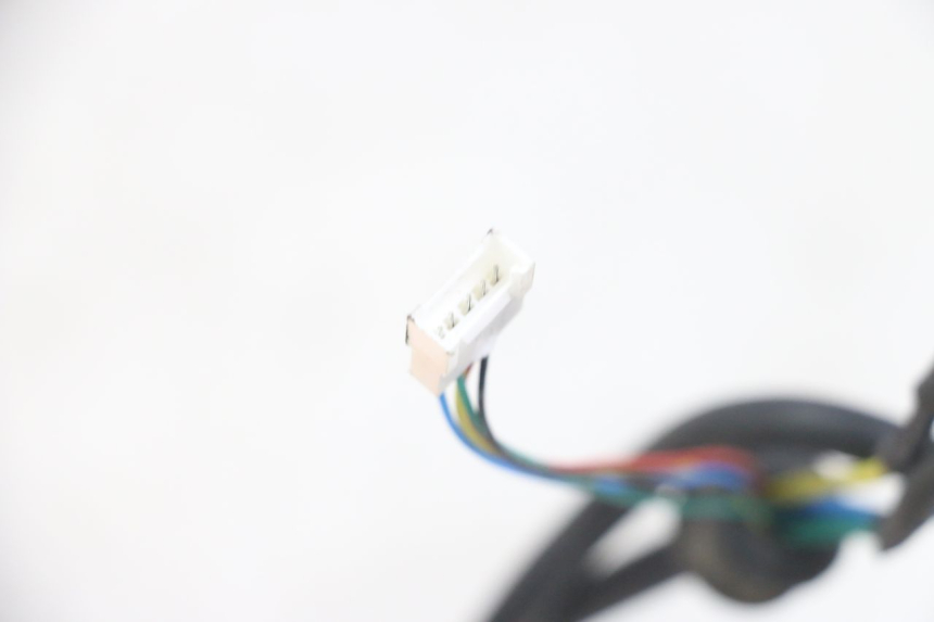 photo de INSTALACJA ELEKTRYCZNA PUNK ELECTRIC RIDER 1 - Punkty mocowania