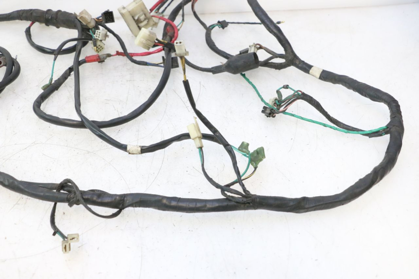 photo de WIĄZKA ELEKTRYCZNA DAELIM S2 125 (2006 - 2007) - Zbliżenie techniczne
