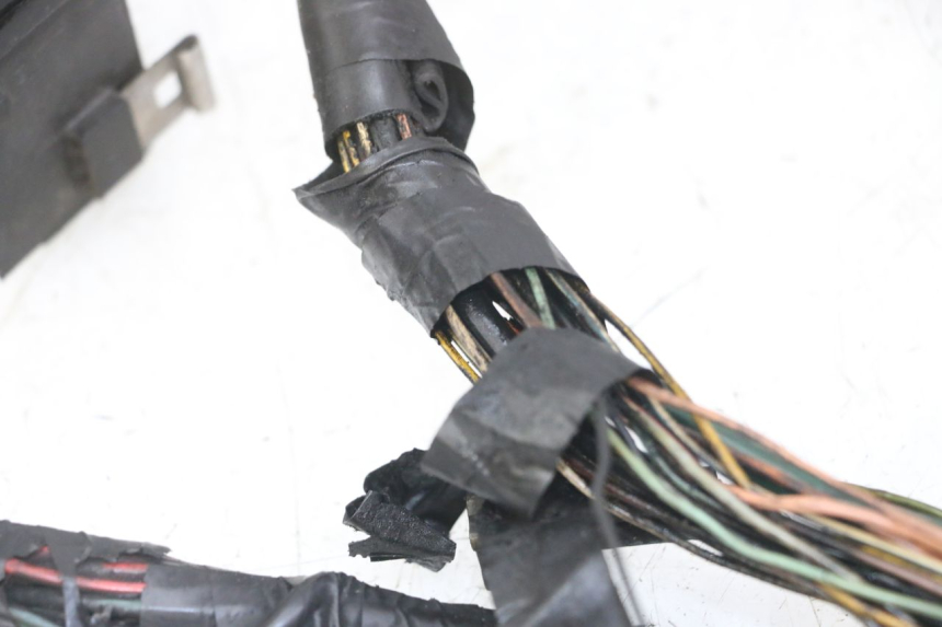 photo de WIĄZKA ELEKTRYCZNA PEUGEOT SATELIS COMPRESSOR K15 125 (2006 - 2009) - Inny kąt widzenia