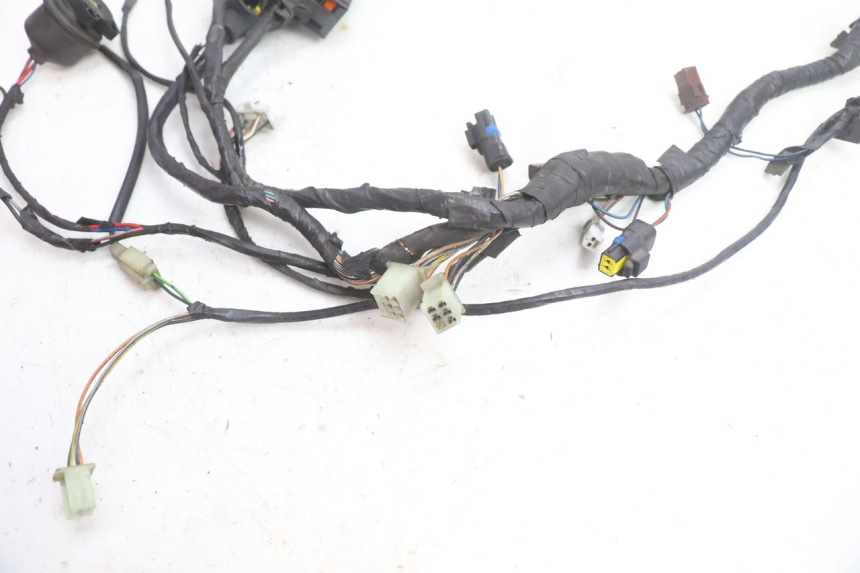 photo de INSTALACJA ELEKTRYCZNA PEUGEOT SATELIS 125 (2006 - 2009) - Zoom stanu zużycia