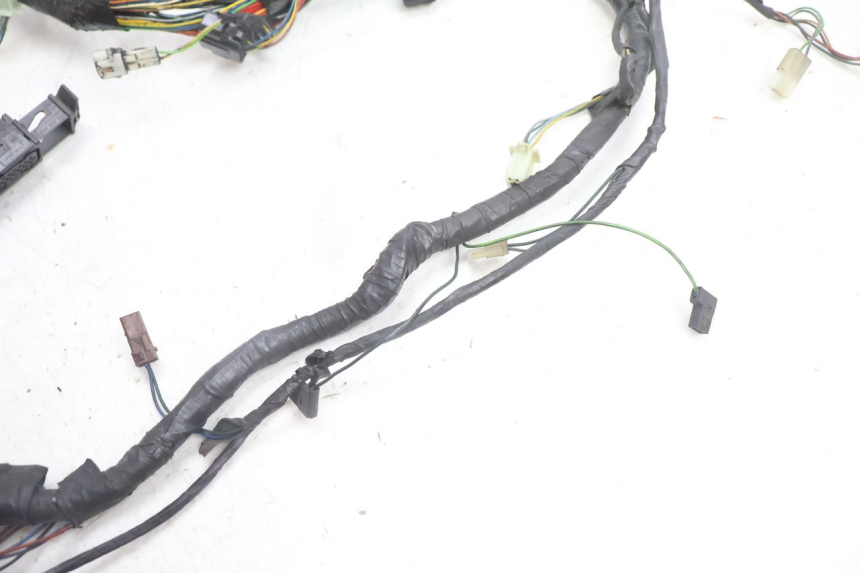 photo de INSTALACJA ELEKTRYCZNA PEUGEOT SATELIS 125 (2006 - 2009) - Inny kąt widzenia