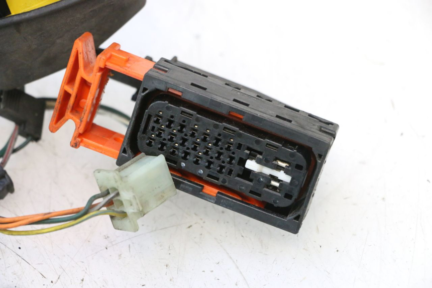 photo de INSTALACJA ELEKTRYCZNA PEUGEOT SATELIS 125 (2006 - 2009) - Widok produktu