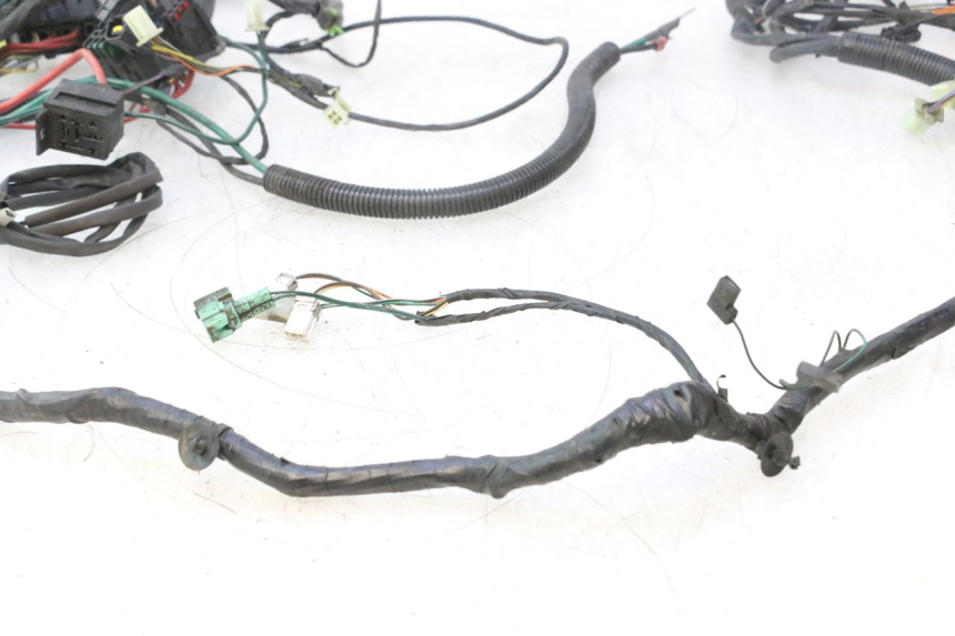 photo de INSTALACJA ELEKTRYCZNA PEUGEOT SATELIS 125 (2006 - 2009) - Punkty mocowania