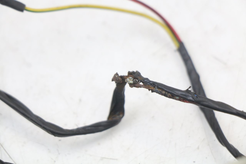 photo de WIĄZKA ELEKTRYCZNA APRILIA SR MOTARD 50 (2012 - 2018) - Punkty mocowania