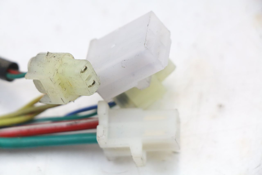 photo de WIĄZKA ELEKTRYCZNA KYMCO SUPER 8 4T 50 (2021 - 2024) - Punkty mocowania