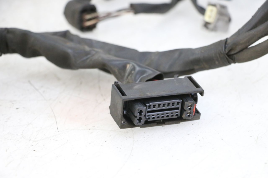 photo de WIĄZKA ELEKTRYCZNA SUZUKI BURGMAN 125 (2015 - 2017) - Zoom stanu zużycia