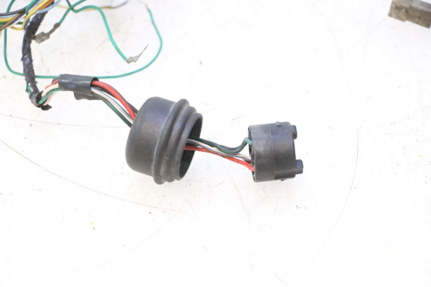 photo de INSTALACJA ELEKTRYCZNA PEUGEOT TREKKER 50 (1995 - 2004) - Struktura - zbliżenie