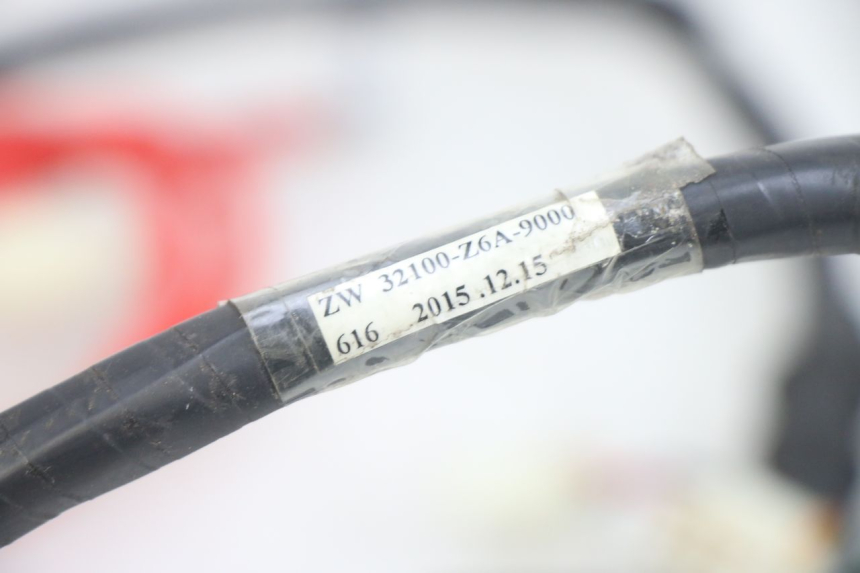 photo de WIĄZKA ELEKTRYCZNA PEUGEOT TWEET 4T 50 (2014 - 2019) - Szczegół części