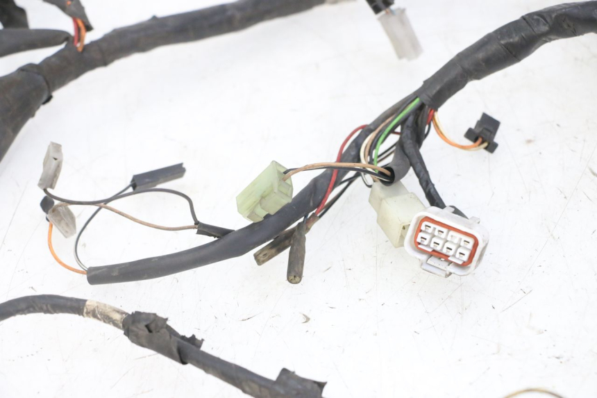 photo de WIĄZKA ELEKTRYCZNA SUZUKI UH BURGMAN 125 (2002 - 2006) - Widok ogólny