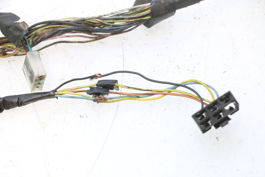 photo de INSTALACJA ELEKTRYCZNA PIAGGIO VESPA LX 2T 50 (2005 - 2013) - Zbliżenie techniczne