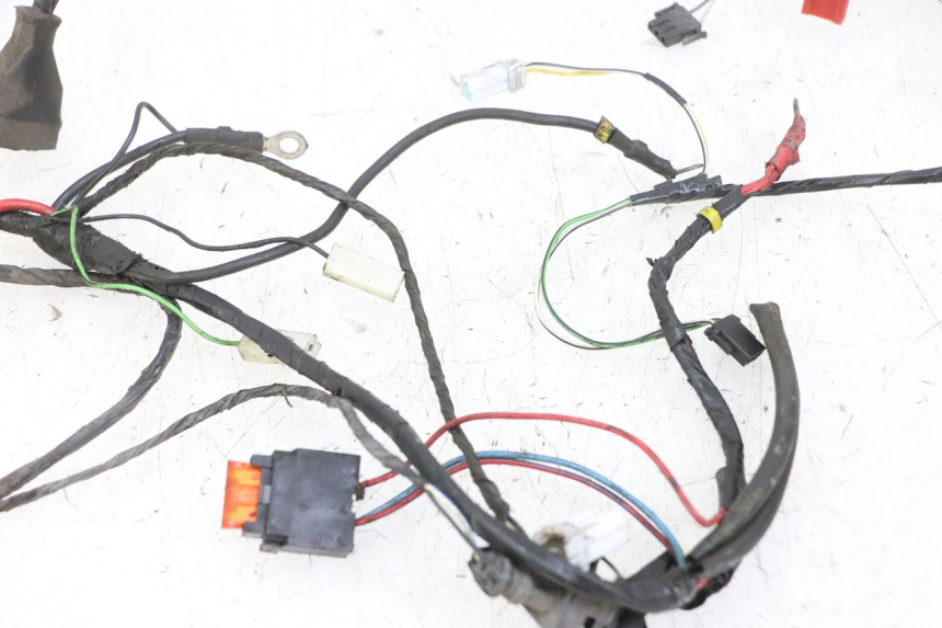 photo de INSTALACJA ELEKTRYCZNA PIAGGIO VESPA S 2T 50 (2007 - 2014) - Oznaczenia i referencje