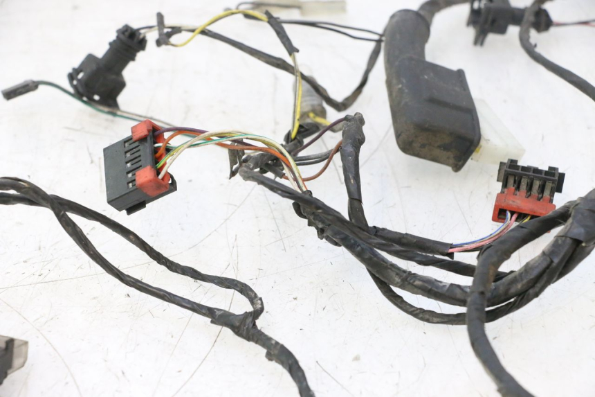 photo de INSTALACJA ELEKTRYCZNA PIAGGIO VESPA S 2T 50 (2007 - 2014) - Zbliżenie techniczne