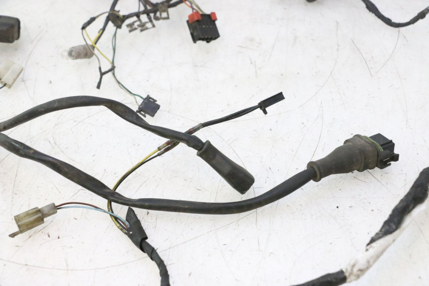 photo de INSTALACJA ELEKTRYCZNA PIAGGIO VESPA S 2T 50 (2007 - 2014) - Oznaczenia i referencje