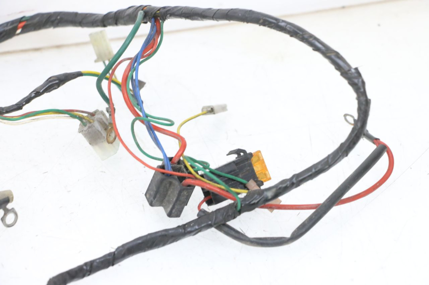 photo de WIĄZKA ELEKTRYCZNA PEUGEOT VIVACITY 100 (1999 - 2008) - Zbliżenie komponentów