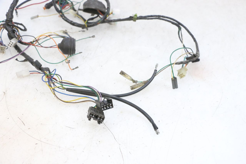 photo de WIĄZKA ELEKTRYCZNA PEUGEOT VIVACITY 100 (1999 - 2008) - Inny kąt widzenia