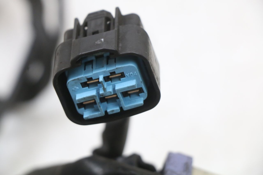 photo de WIĄZKA ELEKTRYCZNA YAMAHA XMAX X-MAX ABS 125 (2017 - 2020) - Widok z bliska