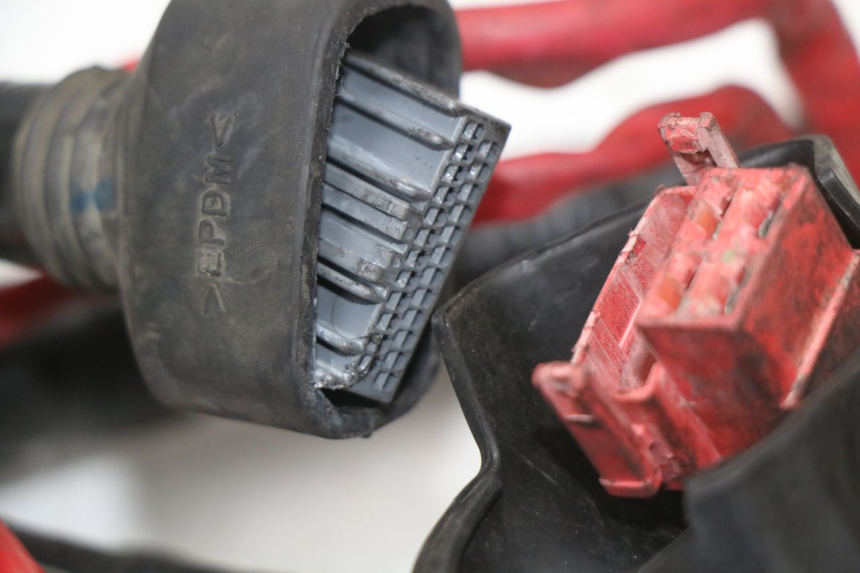 photo de WIĄZKA ELEKTRYCZNA YAMAHA XMAX X-MAX ABS 125 (2017 - 2020) - Część sprawdzona