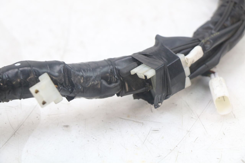 photo de WIĄZKA ELEKTRYCZNA YAMAHA XMAX X-MAX ABS 125 (2017 - 2020) - Zbliżenie techniczne