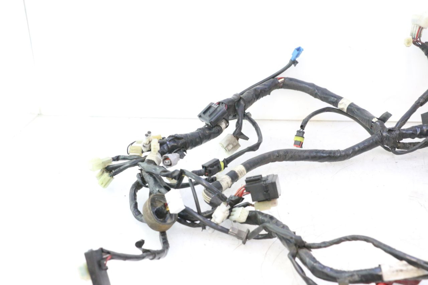 photo de WIĄZKA ELEKTRYCZNA YAMAHA X-MAX XMAX 125 (2010 - 2013) - Widok z bliska