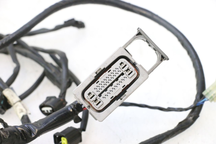 photo de WIĄZKA ELEKTRYCZNA YAMAHA X-MAX XMAX 125 (2010 - 2013) - Punkty mocowania