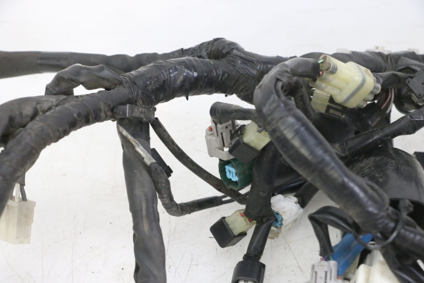 photo de WIĄZKA ELEKTRYCZNA YAMAHA XJ6 ABS 600 (2008 - 2016) - Szczegół części