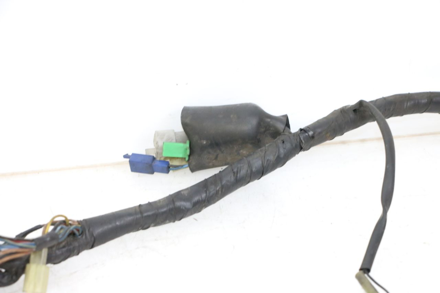 photo de WIĄZKA ELEKTRYCZNA YAMAHA XJ600 XJ DIVERSION 600 (1992 - 1997) - Inny kąt widzenia