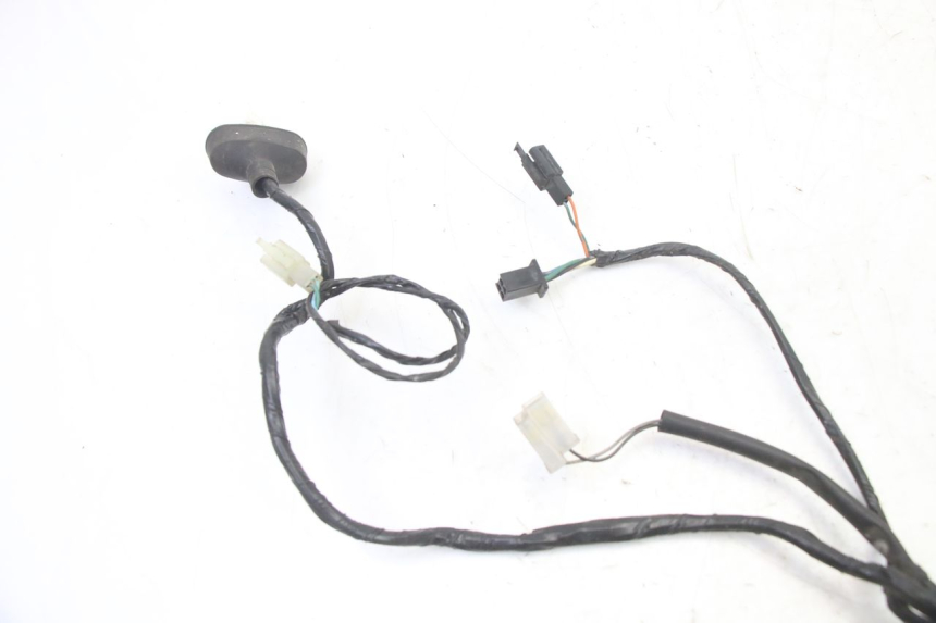 photo de INSTALACJA ELEKTRYCZNA HONDA XLV VARADERO 125 (2000 - 2006) - Zoom stanu zużycia