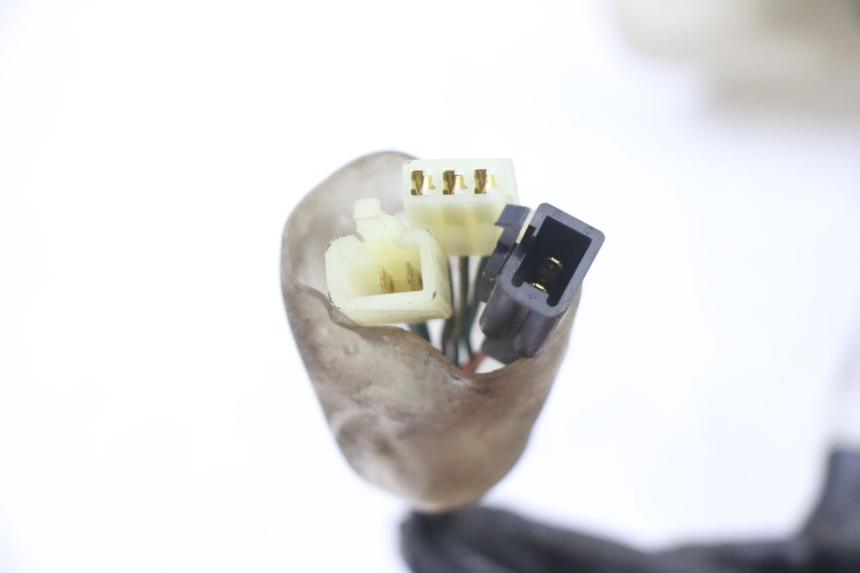 photo de INSTALACJA ELEKTRYCZNA HONDA XLV VARADERO 125 (2000 - 2006) - Część sprawdzona