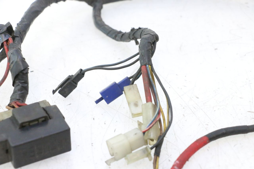 photo de WIĄZKA ELEKTRYCZNA YAMAHA XV VIRAGO 535 (1988 - 2004) - Struktura - zbliżenie