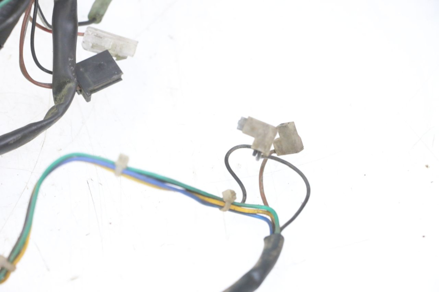 photo de WIĄZKA ELEKTRYCZNA YAMAHA BW'S NG NEXT GENERATION 50 (1996 - 2003) - Zbliżenie komponentów