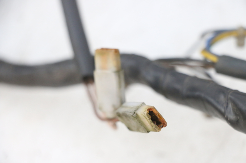 photo de WIĄZKA ELEKTRYCZNA YAMAHA BW'S NG NEXT GENERATION 50 (1996 - 2003) - Alternatywny kąt