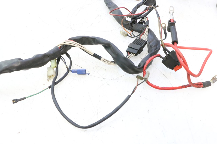 photo de WIĄZKA ELEKTRYCZNA YAMAHA YP MAJESTY 125 (1998 - 2001) - Zoom stanu zużycia