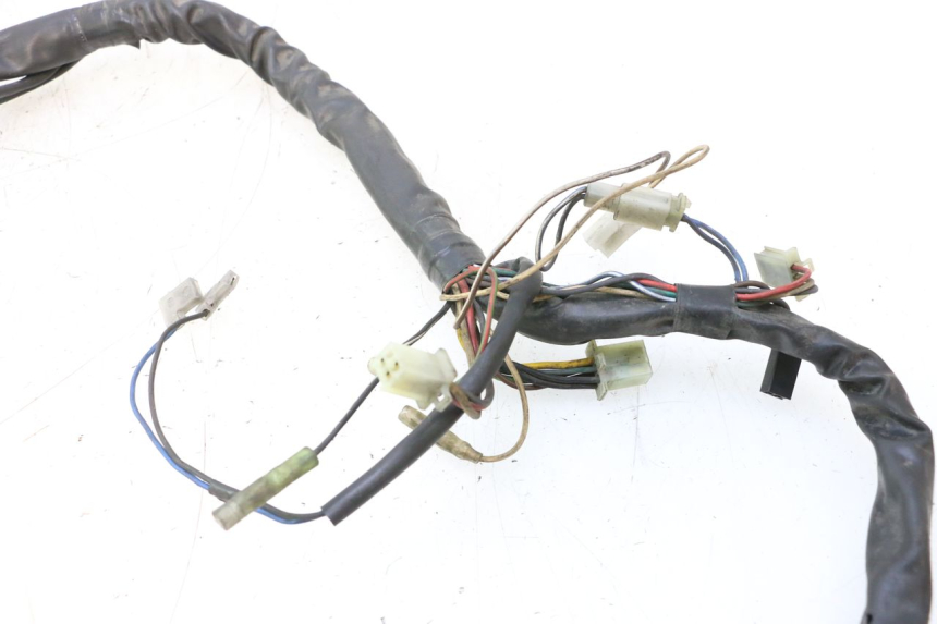 photo de WIĄZKA ELEKTRYCZNA YAMAHA YP MAJESTY 125 (1998 - 2001) - Zbliżenie techniczne