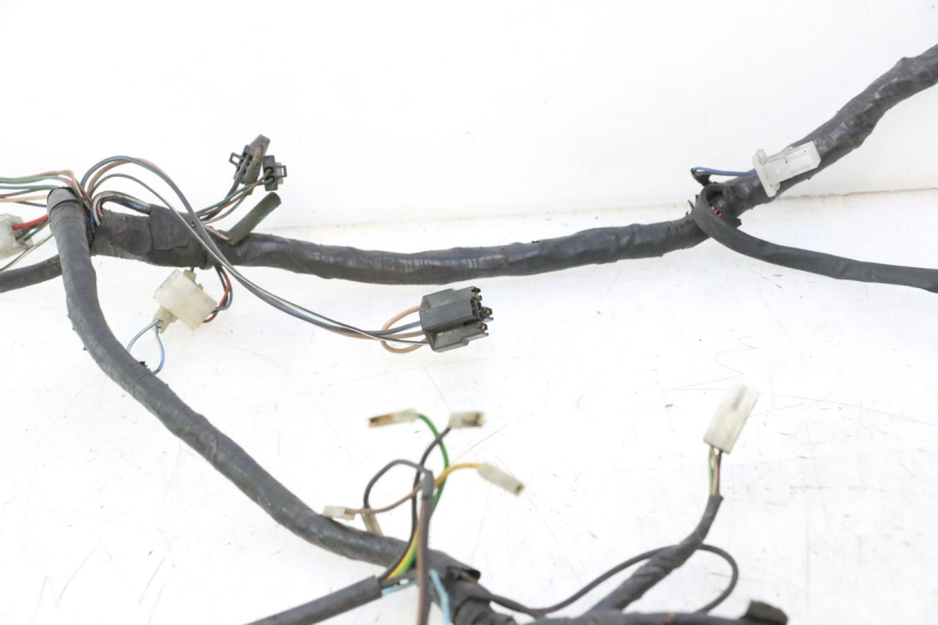 photo de WIĄZKA ELEKTRYCZNA YAMAHA YP MAJESTY 125 (2002 - 2006) - Zoom jakości