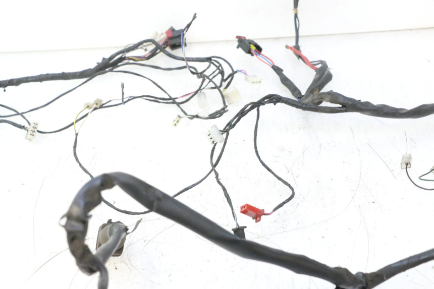 photo de WIĄZKA ELEKTRYCZNA PIAGGIO ZIP 2T 50 (2009 - 2019) - Stan powierzchni