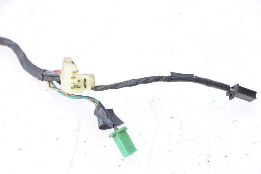 photo de INSTALACJA ELEKTRYCZNA KAWASAKI ZZR 600 (1995 - 2004) - Szczegół części