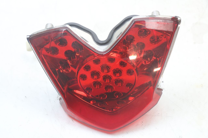 photo de LAMPA TYLNA QUADRO 3D S 350 (2013 - 2018) - Widok główny