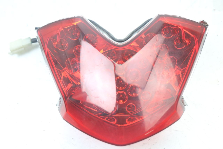 photo de LAMPA TYLNA QUADRO 3D S 350 (2013 - 2018) - Zoom stanu zużycia