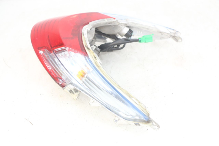 photo de LAMPA TYLNA KYMCO AGILITY 16+ 4T 50 (2018 - 2023) - Oznaczenia i referencje