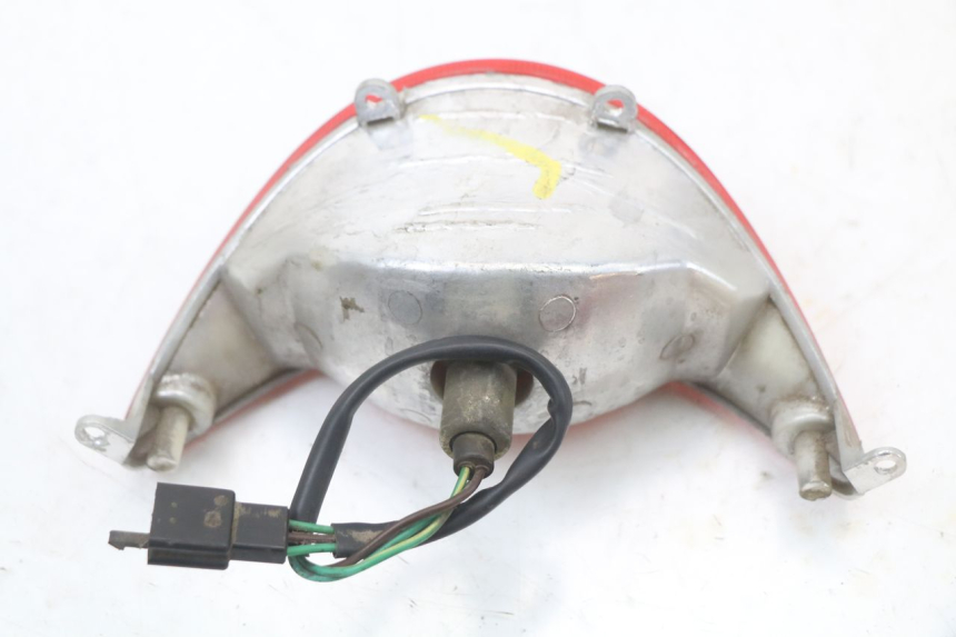 photo de LAMPA TYLNA KYMCO AGILITY 4T 50 (2005 - 2018) - Inny kąt widzenia