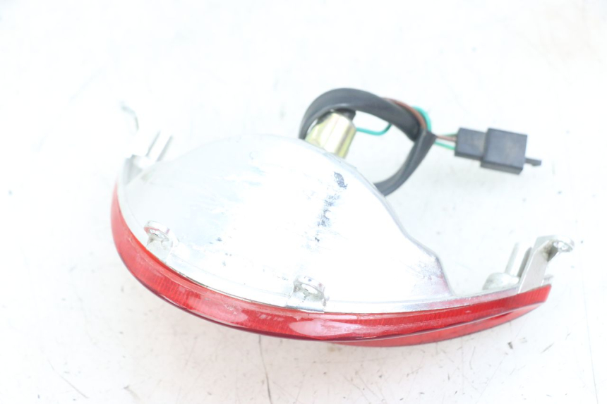 photo de LAMPA TYLNA KYMCO AGILITY 4T 50 (2018 - 2022) - Zbliżenie techniczne