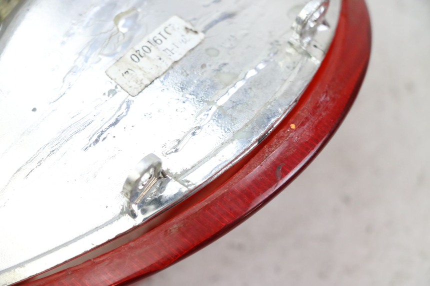 photo de LAMPA TYLNA KYMCO AGILITY 4T 50 (2018 - 2022) - Zoom stanu zużycia