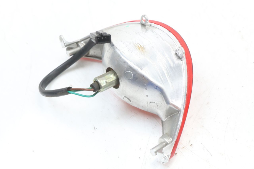 photo de LAMPA TYLNA KYMCO AGILITY CARRY 50 (2011 - 2020) - Zbliżenie techniczne