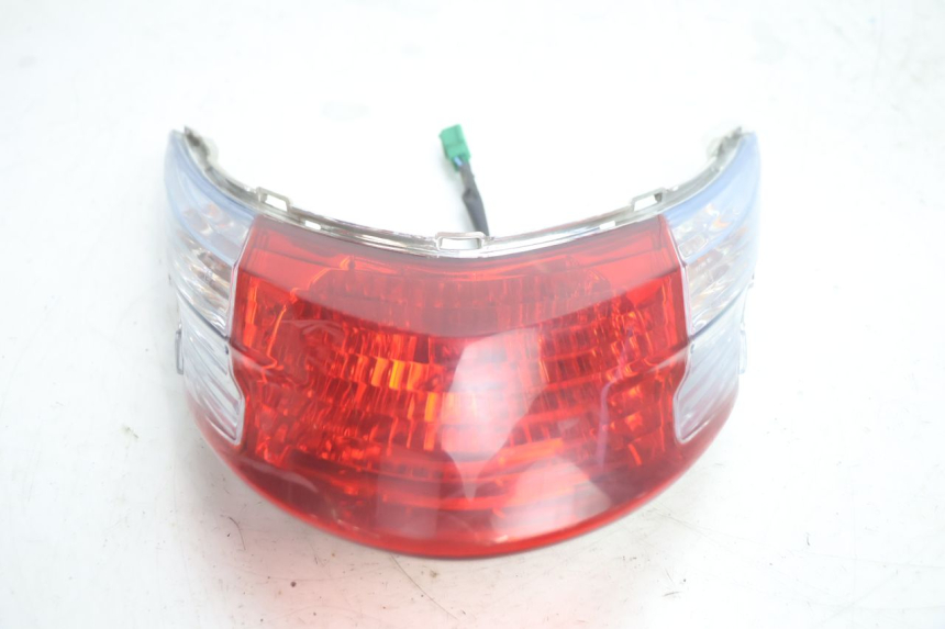 photo de LAMPA TYLNA KYMCO AGILITY CITY 2T 50 (2008 - 2016) - Zbliżenie techniczne