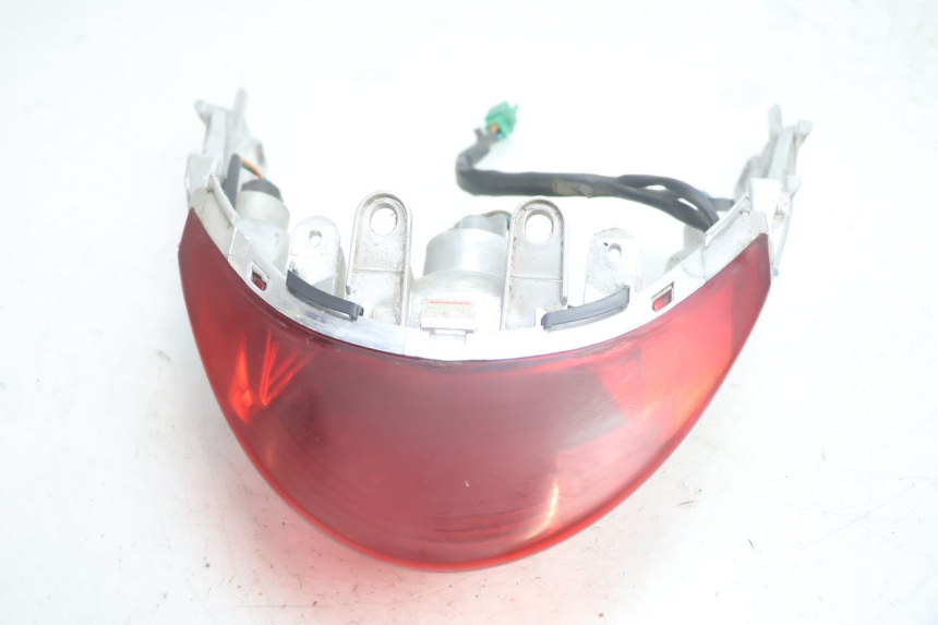 photo de LAMPA TYLNA KYMCO AGILITY CITY 2T 50 (2008 - 2016) - Punkty mocowania